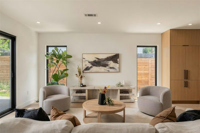 1005 W Johanna St — photo 3