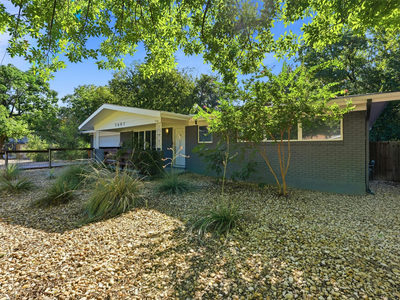 5607 Berkman Dr — photo 2