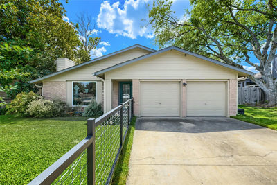 215 Cloudview Dr — photo 2