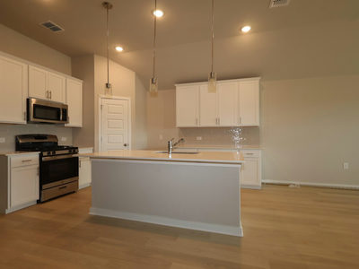 7424 Pullman Cv — photo 3