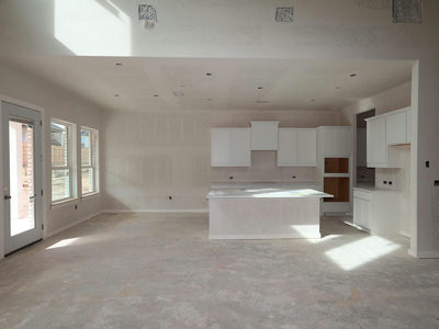 4045 Fulton Dr — photo 2