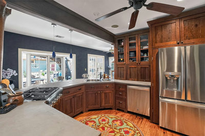 221 Park Ln — photo 4