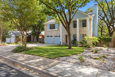 8103 Doe Meadow Dr — photo 2