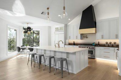 701 Furlong Dr — photo 3