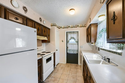 7112 Windrift Way — photo 4