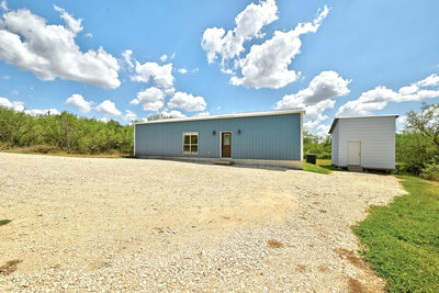 4001 Barth Rd — photo 4