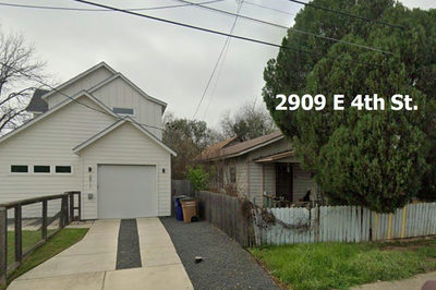 2909 E 4th St — photo 2