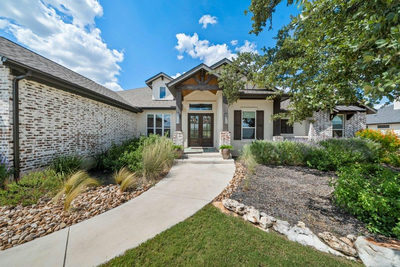 224 Berrywood Ln — photo 2