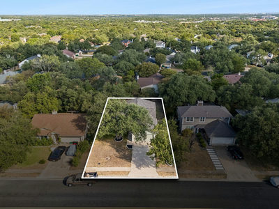 1709 Hatch Rd — photo 2