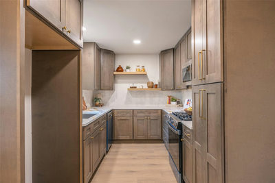6816 Hanover Ln — photo 4