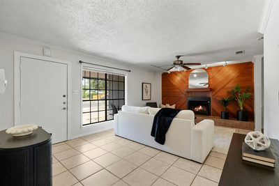 1612 Broadmoor Dr — photo 4
