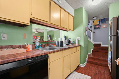 7100 Woodhue Ct — photo 3
