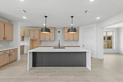 7401 Desert Needle Dr — photo 5