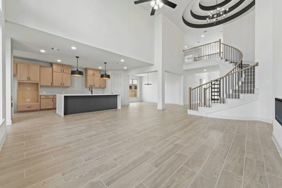 7401 Desert Needle Dr — photo 4