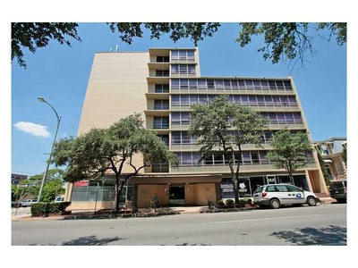 1800 Lavaca St #204 — photo 2