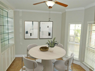2910 S PHOENIX Cv — photo 4