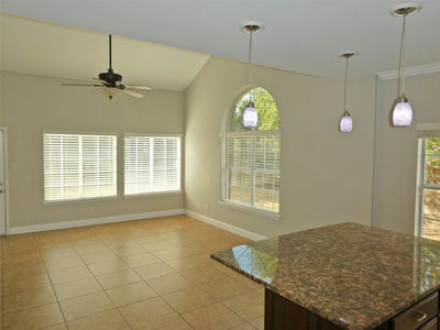 2910 S PHOENIX Cv — photo 5