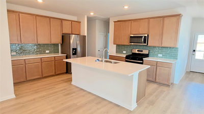 108 Wilcott Dr — photo 2