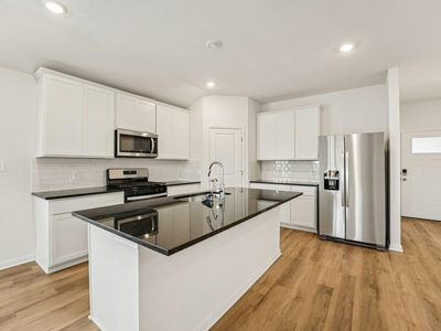188 Leland Ave — photo 4