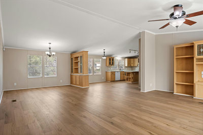 411 Texas Oak Dr — photo 2