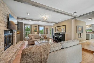 6009 Diamond Head Dr — photo 3