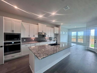 272 Terlingua Dr — photo 3
