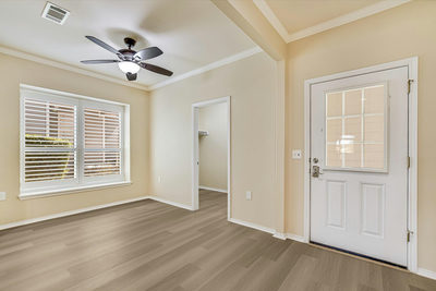 215 Bonham Loop — photo 4