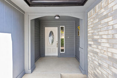 5708 Lark Creek Dr — photo 2