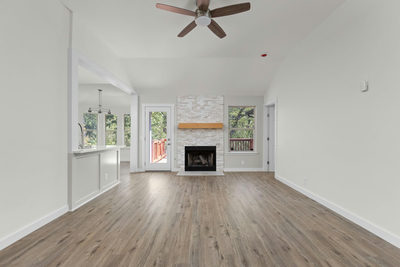 5708 Lark Creek Dr — photo 4