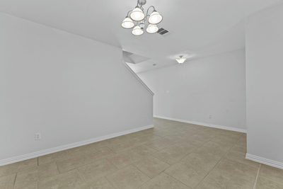 551 Whispering Hollow Dr — photo 3