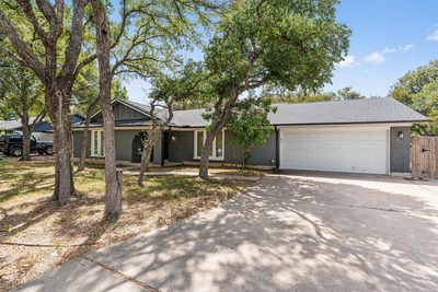 1002 Penny Ln — photo 3