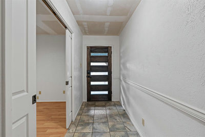 1002 Penny Ln — photo 4