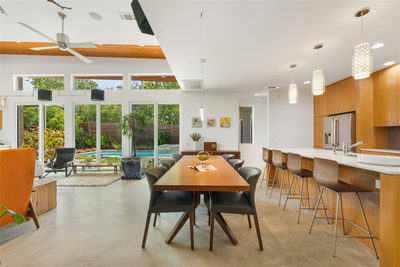 1117 Stobaugh St — photo 3
