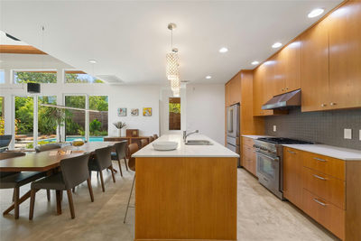 1117 Stobaugh St — photo 4
