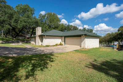 404 Hunt Ln — photo 4