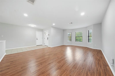 2423 Lavendale Ct — photo 3