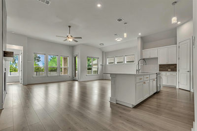 225 Belford St — photo 5