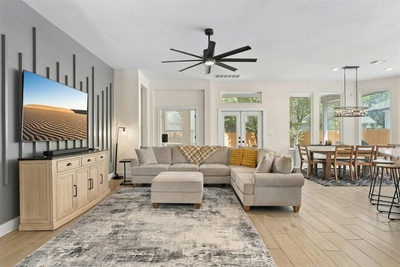 2320 Upchurch St — photo 4