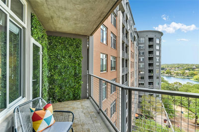 54 Rainey St #920 — photo 3