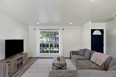 1801 Belford Dr — photo 3
