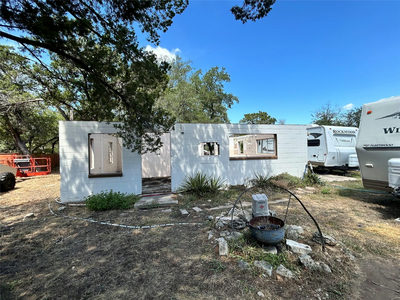1704 Center Point Ln — photo 2