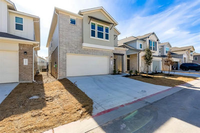 1005 Legend Milton Ln — photo 2