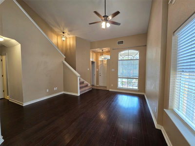 8322 Alvin High — photo 3