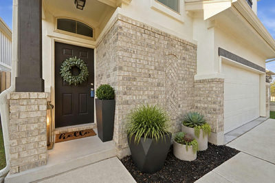 1507 Falconer Way — photo 2