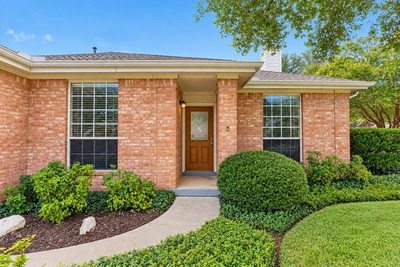 6661 Ruxton Ln — photo 3