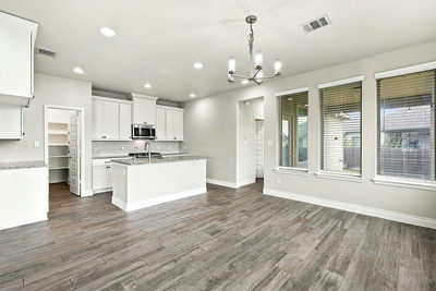 224 Rosebush Dr — photo 3