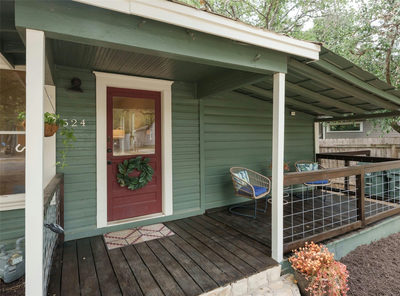 524 Lindsey St — photo 3