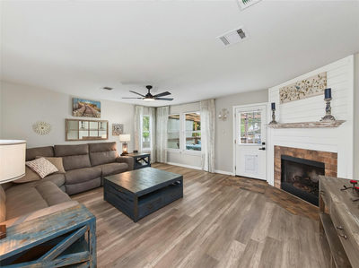 2510 Eastwood Ln — photo 3