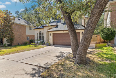 2211 Spring Hollow Path — photo 2