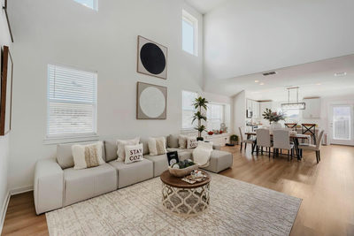 174 Shackleton Dr — photo 4